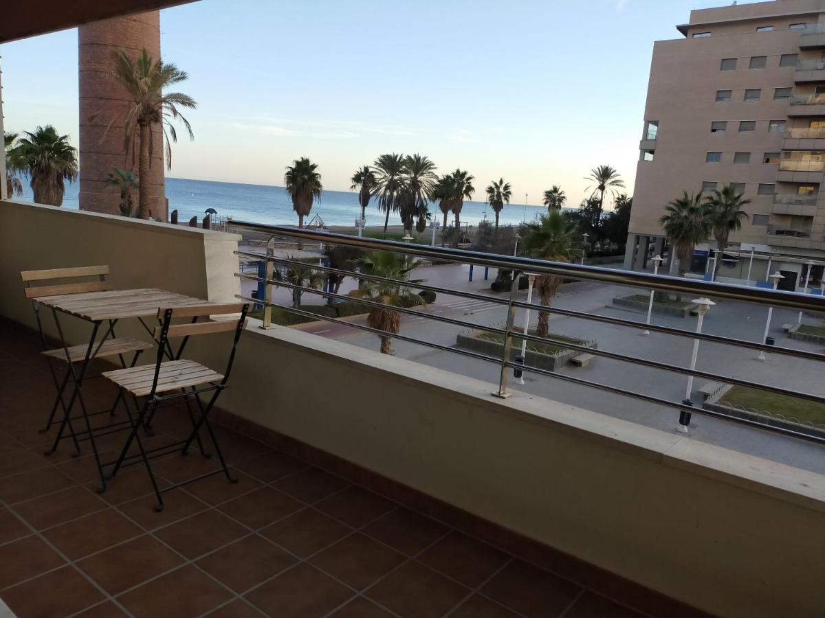 Appartamento Paseo Maritimo Antonio Banderas Málaga Esterno foto